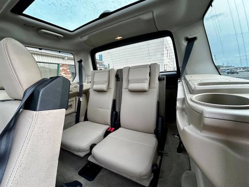 Used 2016 Land Rover LR4 HSE Silver Edition image 20