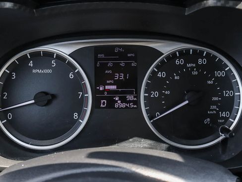Used 2024 Nissan Versa S w/ Trunk Package FWD image 32