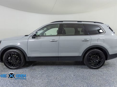 Used 2025 Kia Telluride SX Prestige X-Line AWD/4WD image 4