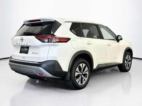 Used 2023 Nissan Rogue SV AWD/4WD image 9