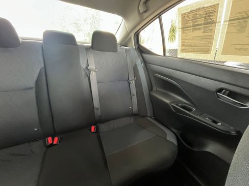 Used 2025 Nissan Versa SV image 37
