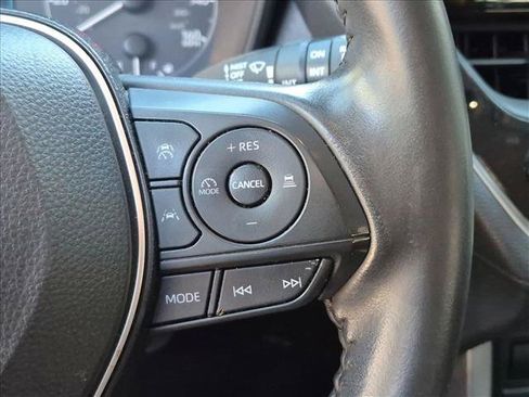 Used 2023 Toyota Corolla Cross LE AWD/4WD image 12