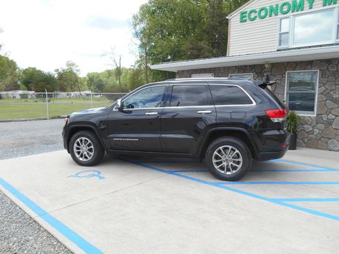 Used 2015 Jeep Grand Cherokee Limited AWD/4WD image 16