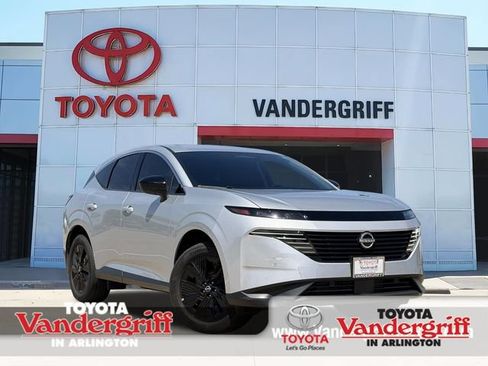 Used 2025 Nissan Murano SV FWD image 1
