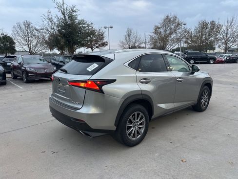 Used 2018 Lexus NX 300 FWD image 5