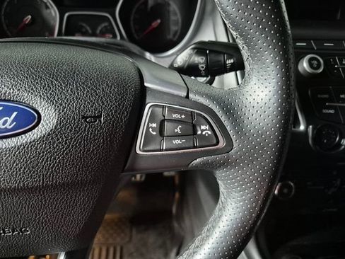 Used 2018 Ford Focus ST FWD image 19