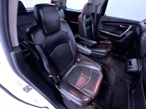 Used 2010 GMC Acadia SLT image 34
