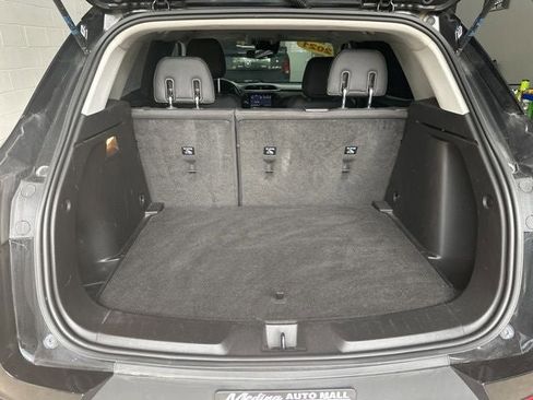 Used 2021 Chevrolet TrailBlazer LT w/ Premium Seating Package FWD image 7