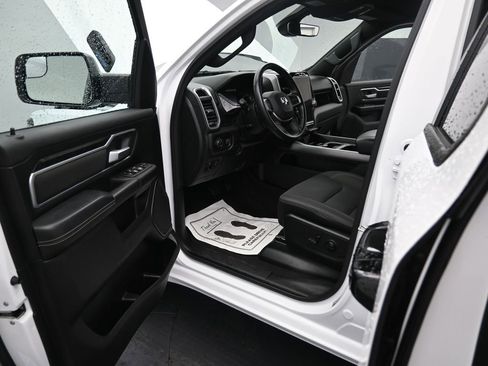 Used 2023 RAM 1500 Big Horn image 15