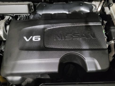 Used 2017 Nissan Pathfinder SL w/ SL Premium Package AWD/4WD image 30