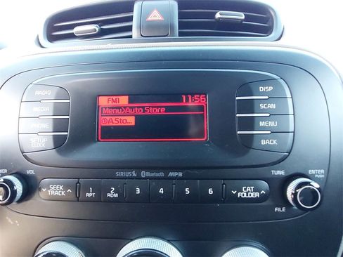 Used 2014 Kia Soul Base image 18