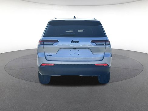 New 2025 Jeep Grand Cherokee L Altitude AWD/4WD image 4