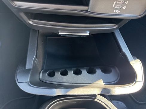 New 2026 Chrysler Pacifica Select image 32