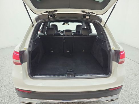 Used 2018 Mercedes-Benz GLC 300 image 18