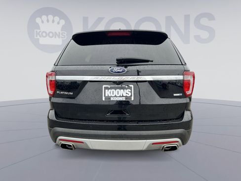 Used 2017 Ford Explorer Platinum image 5