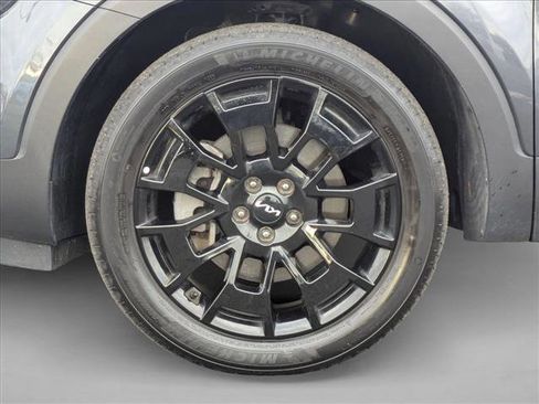 Used 2022 Kia Telluride EX w/ EX Premium Package image 26