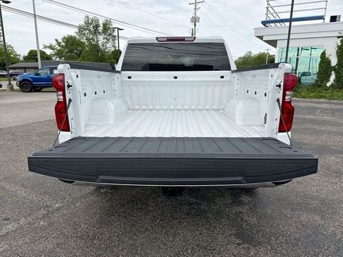 Used 2024 Chevrolet Silverado 1500 LT AWD/4WD image 24