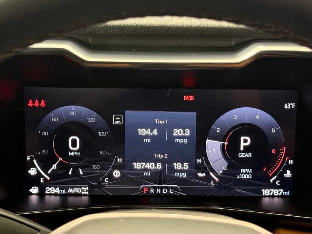 Used 2024 GMC Canyon AT4 w/ Technology Package AWD/4WD image 35