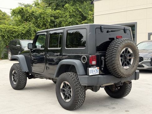 Used 2015 Jeep Wrangler Unlimited Sport w/ Connectivity Group AWD/4WD image 7