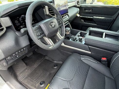 New 2026 Toyota Tundra Limited AWD/4WD image 10