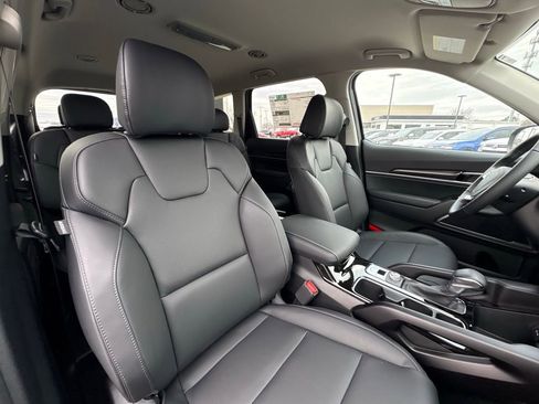 New 2025 Kia Telluride LX image 32