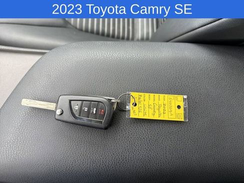 Used 2023 Toyota Camry SE AWD/4WD image 29