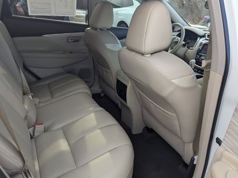 Used 2017 Nissan Murano Platinum image 20