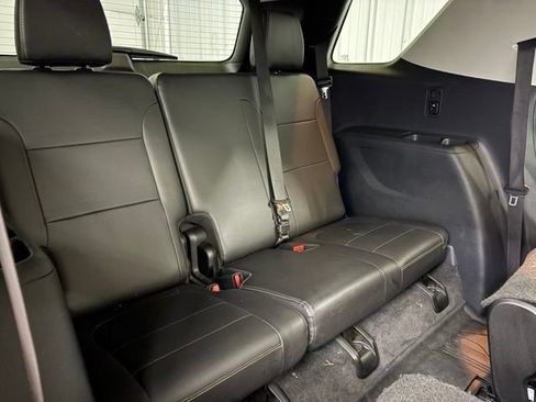 Used 2020 Chevrolet Traverse Premier w/ LPO, Floor Liner Package FWD image 19