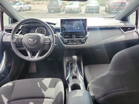 Used 2020 Toyota Corolla SE w/ SE Premium Package FWD image 13