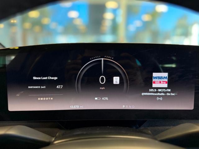 Used 2025 Lucid Air Touring AWD/4WD image 21