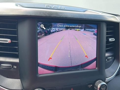 Used 2021 RAM 1500 Big Horn AWD/4WD image 9