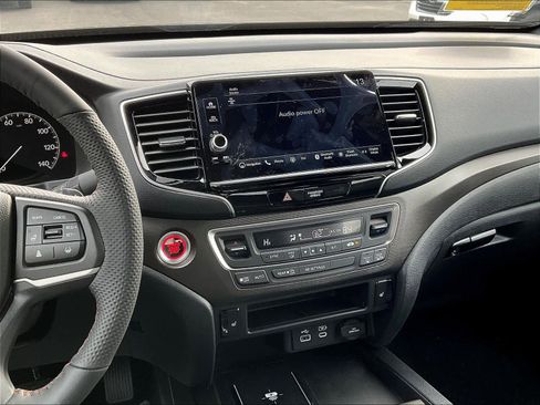 New 2026 Honda Ridgeline TrailSport image 13