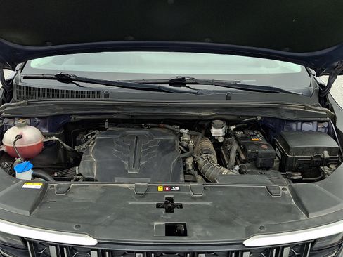 Used 2023 Kia Carnival LX FWD image 29