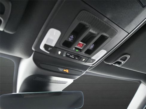 Certified 2025 Acura ADX A-Spec image 6