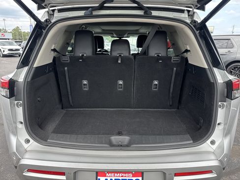Used 2023 Nissan Pathfinder SL w/ SL Premium Package FWD image 13