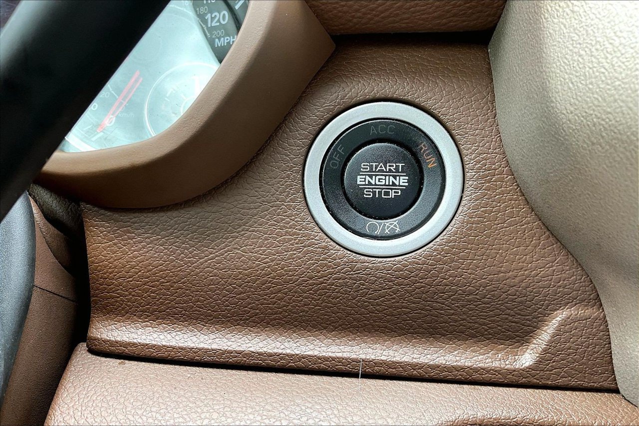 Certified 2022 RAM 3500 Laramie AWD/4WD image 29