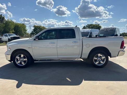 Used 2016 RAM 1500 Lone Star AWD/4WD image 4
