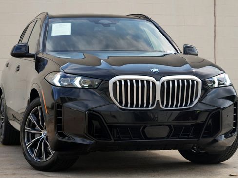 Used 2026 BMW X5 xDrive50e w/ Executive Package AWD/4WD image 4