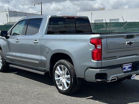 New 2026 Chevrolet Silverado 1500 High Country AWD/4WD image 8