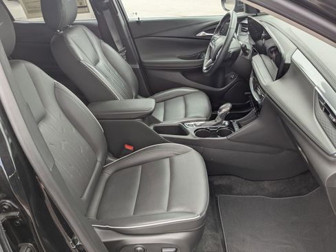 Certified 2024 Buick Encore GX Avenir w/ Avenir Technology Package image 27