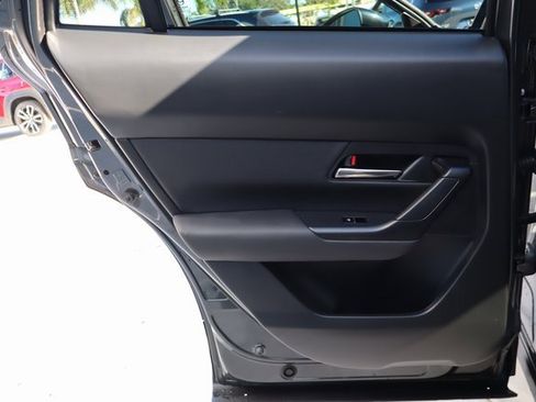 Used 2025 MAZDA CX-50 AWD 2.5 S w/ Premium Plus Pkg image 28