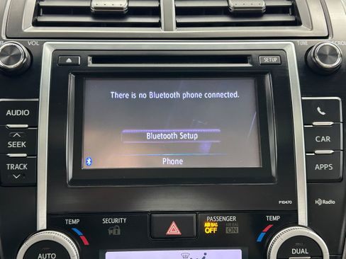 Used 2013 Toyota Camry XLE FWD image 6
