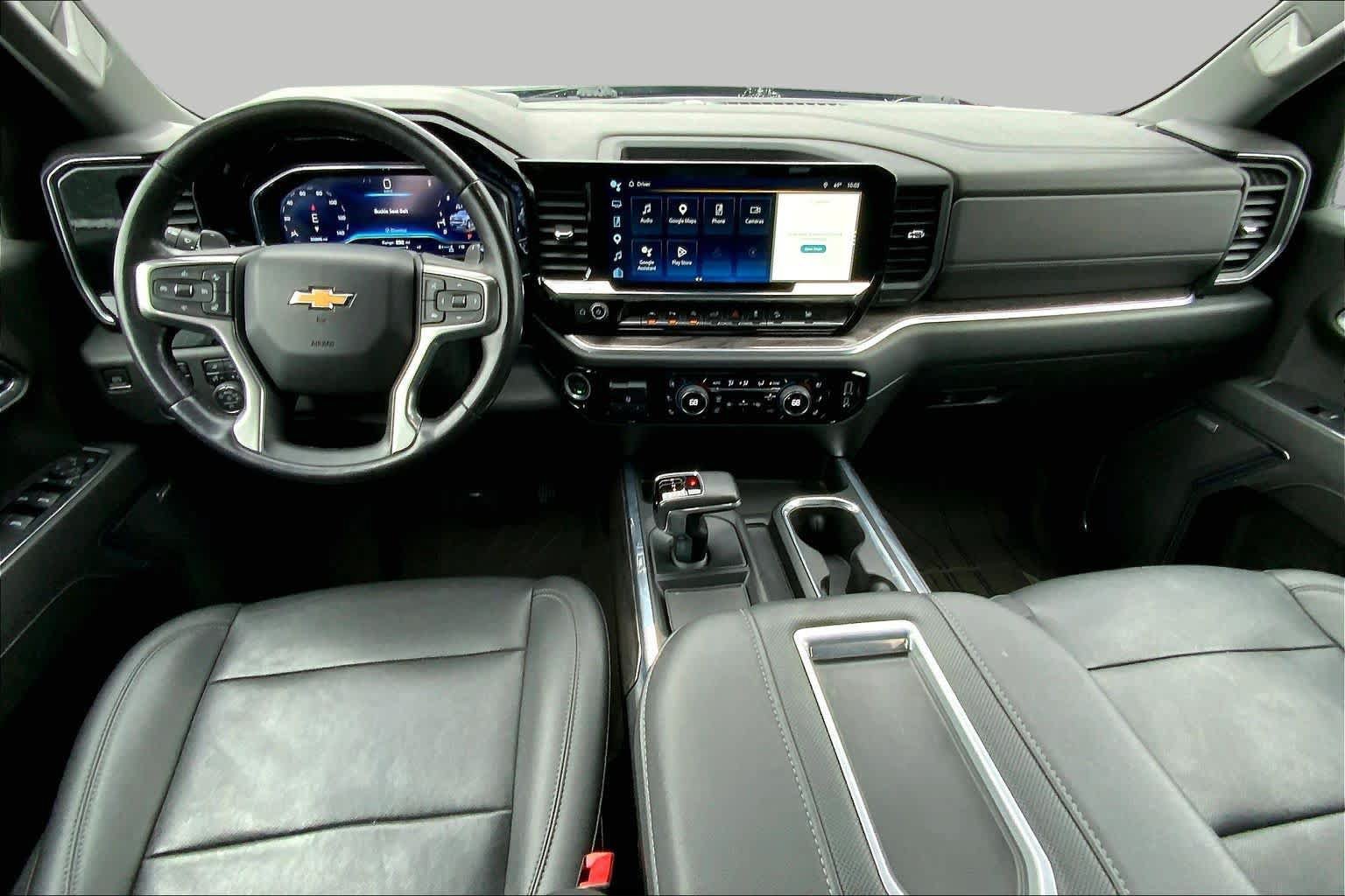 Used 2022 Chevrolet Silverado 1500 LTZ w/ Z71 Off-Road Package AWD/4WD image 16