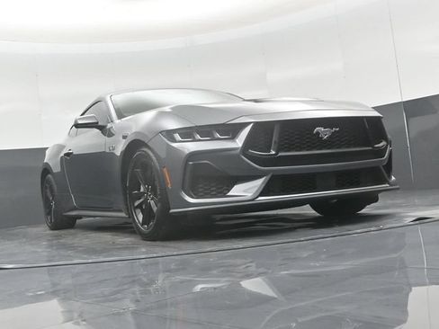 Used 2024 Ford Mustang GT RWD image 47