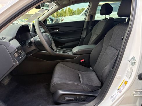 Certified 2023 Honda Accord EX image 10
