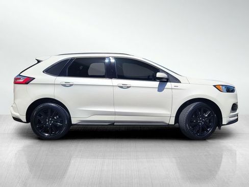 Certified 2023 Ford Edge ST-Line image 3