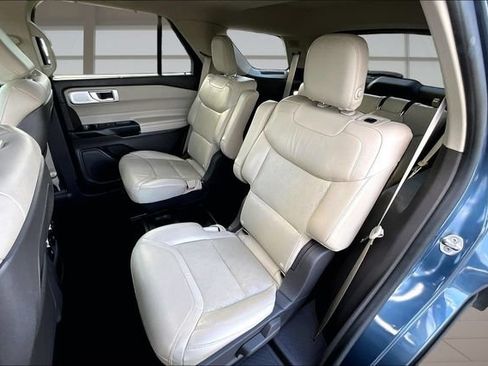 Used 2020 Ford Explorer Platinum w/ Premium Technology Package AWD/4WD image 25