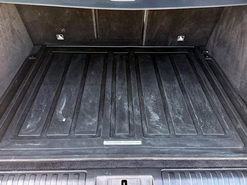 Used 2021 Land Rover Range Rover Sport HST image 11