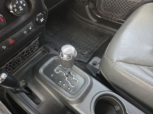 Used 2017 Jeep Wrangler Unlimited Sahara w/ Max Tow Package image 26