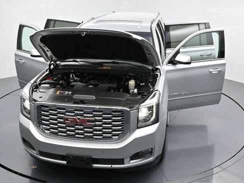 Used 2019 GMC Yukon XL Denali w/ Denali Ultimate Package image 46